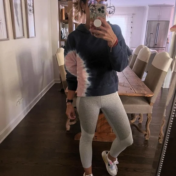 WILDFOX Women’s Navy Tie-Dye Hoodie - Size Small - Picture 8 of 8